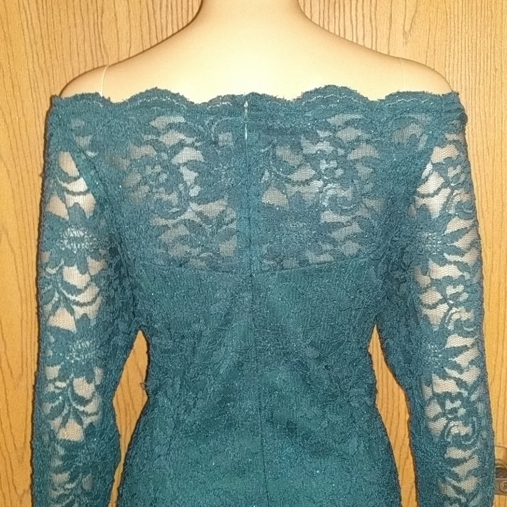 Sparkly Green off the Shoulder Dress Size 16 - Picture 6 of 6